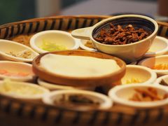 -包整·丝娃娃(一览甲秀楼风景店)