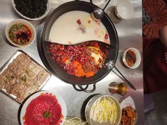 -朱光玉火锅馆(小寨原力场店)