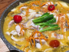 -山城外·非遗酸菜鱼(财富中心店)