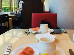 -亮马河饭店翠雅咖啡厅