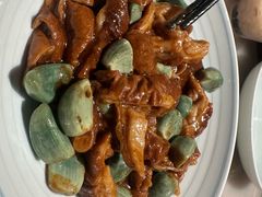 腊八蒜炒肥肠-小吊梨汤·北京菜·烤鸭(双井乐成中心店)