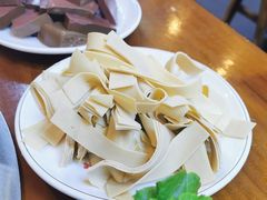 -曹丞相·地锅鸡·地锅鱼(武林店)