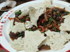 -鲁南仔·滕州炒鸡(经三路店)
