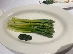 -马克西姆俄罗斯餐厅(通亚街店)