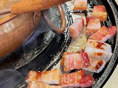 纳西烤肉-阿山卓·野生菌火锅·纳西火塘烤肉