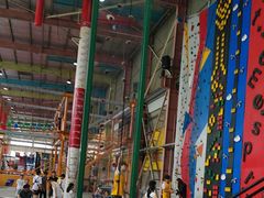 -天空之城蹦床攀岩运动馆·团建拓展·亲子游乐·生日派对(合肥店)