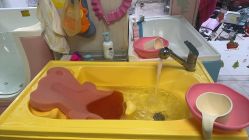 抚触台-小鸭先知婴儿游泳馆