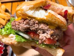 -BURGER BRO'S