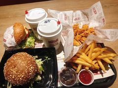-The Habit Burger Grill 哈比特汉堡(复兴soho店)