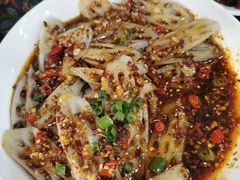 -泸沽肴(泸沽湖大洛水村农村信用社旁店)