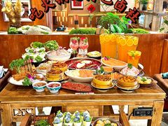 -巴卤社老火锅(财富店)