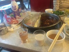 朱氏胖子烂火锅-朱氏胖子烂火锅(洪崖洞店)