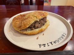 烧饼加肉-武圣羊汤(手帕口店)