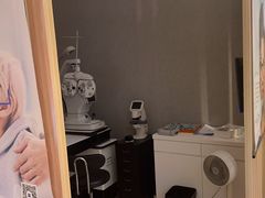 -瑞司视光眼镜·蔡司战略合作眼镜店(新街口店)