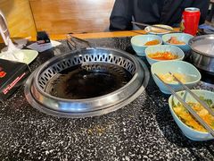 -釜御山海鲜烤肉火锅自助(新城市中心店)
