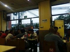 -洪峰浩老北京烧饼夹肉(角门路店)