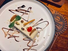 生日蛋糕-MR.ROCKY洛奇先生·西餐&酒吧(琶醍店)