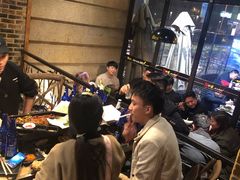 -何师烧烤·香辣蟹·川菜·30年老品牌(太古里旗舰店)