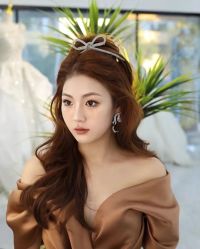 -莫小姐婚纱