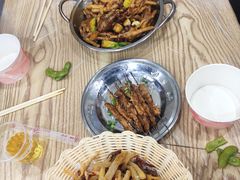 -江城燕子大排档(江汉路步行街店)