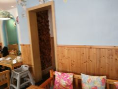 -乌镇那一年小院主题餐厅(甘泉西路店)