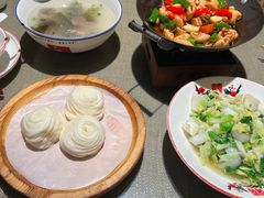 -老湖南民间菜·牛肉十八炒(花都店)