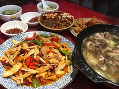-谢老五跷脚牛肉·非遗传承店