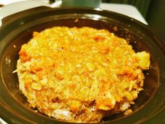 蟹黄煲仔饭-屋里厢上海菜馆