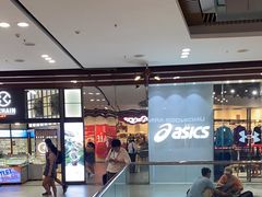 -东荟城名店仓