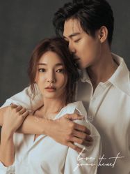 -雪中彩影婚纱摄影·微光艺术中心