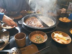 -宽板凳老灶火锅(簋街店)