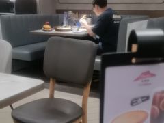 -必胜客(华辰店)