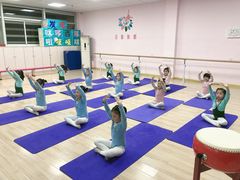 -百韵艺术少儿舞蹈培训学校(八方龙泊湾校区)