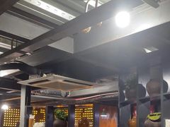 -云晓光头烧烤吧(盛夏店)