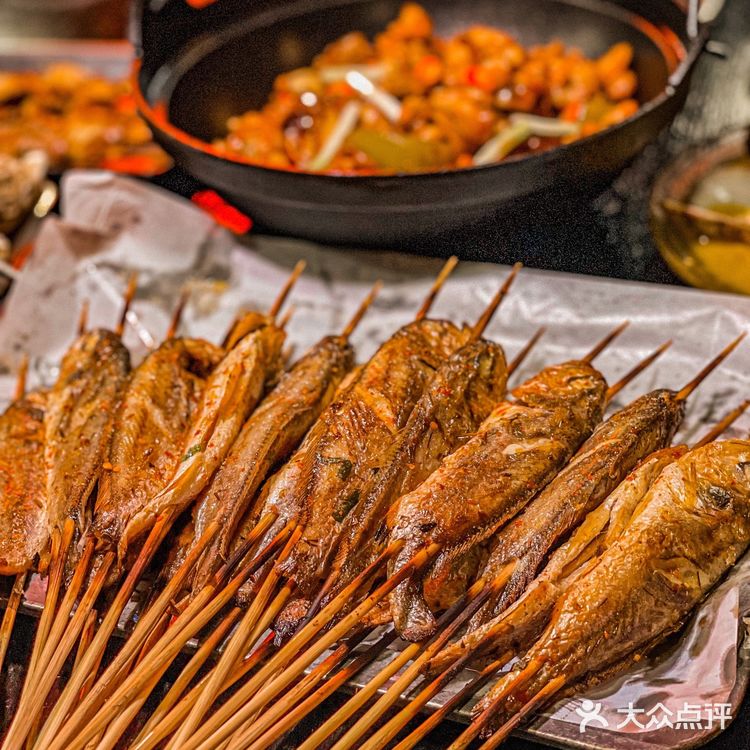 上海美食|撸串经常撸,撸鱼试过吗?炭秘小黄鱼走一个