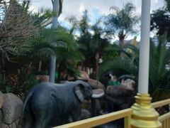 -七彩云南欢乐世界