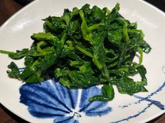 清炒豌豆尖-东莱海上(长宁来福士店)