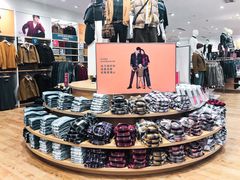 -优衣库(湛江鼎盛广场店)