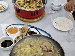 -一口猪海鲜浑锅·东北家常菜