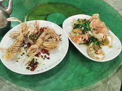 -四川小胡子海鲜(丁村万人海鲜广场店)