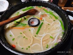 -飞虎过桥米线(翠湖店)