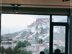 -平措康桑·和牛自助观景餐厅(布达拉宫店)