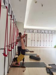 -成都阿难陀艾扬格瑜伽中心