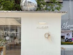 -HUGS coffee(东区店)