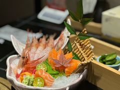 -山川小町·极番烧肉(新地假日广场店)
