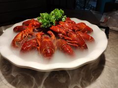 -沪小胖小龙虾(淮海中路旗舰店)