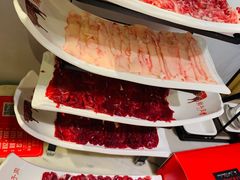 -左庭右院鲜牛肉火锅(金山万达店)