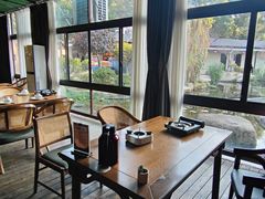 -湘力力小院·鱼汤泡饭(枫林路店)