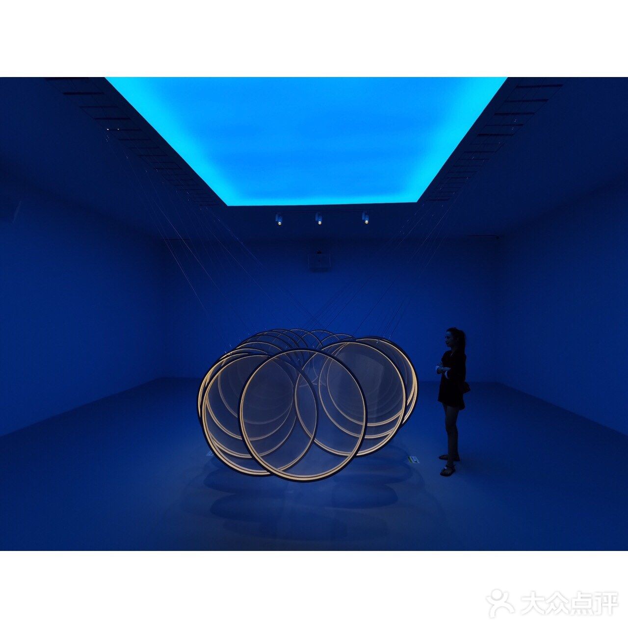 【V玩上海】比网红展更值得看沉浸式群展