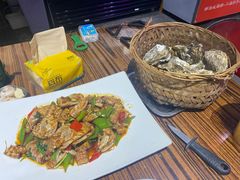 -蚝堡海鲜·威海菜·海肠捞饭·烧烤·亚洲吃蚝公司(幸福门店)